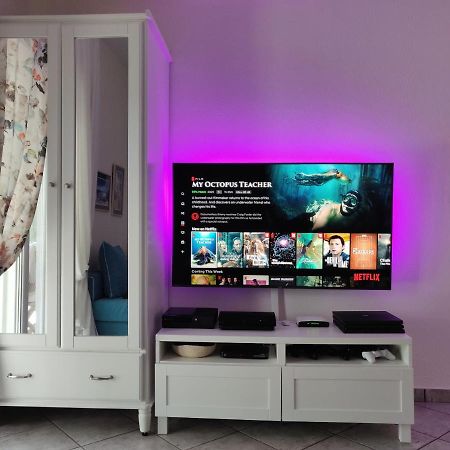 Entire Appartment 50M From Sea - Spiros Metamórfosi Eksteriør bilde